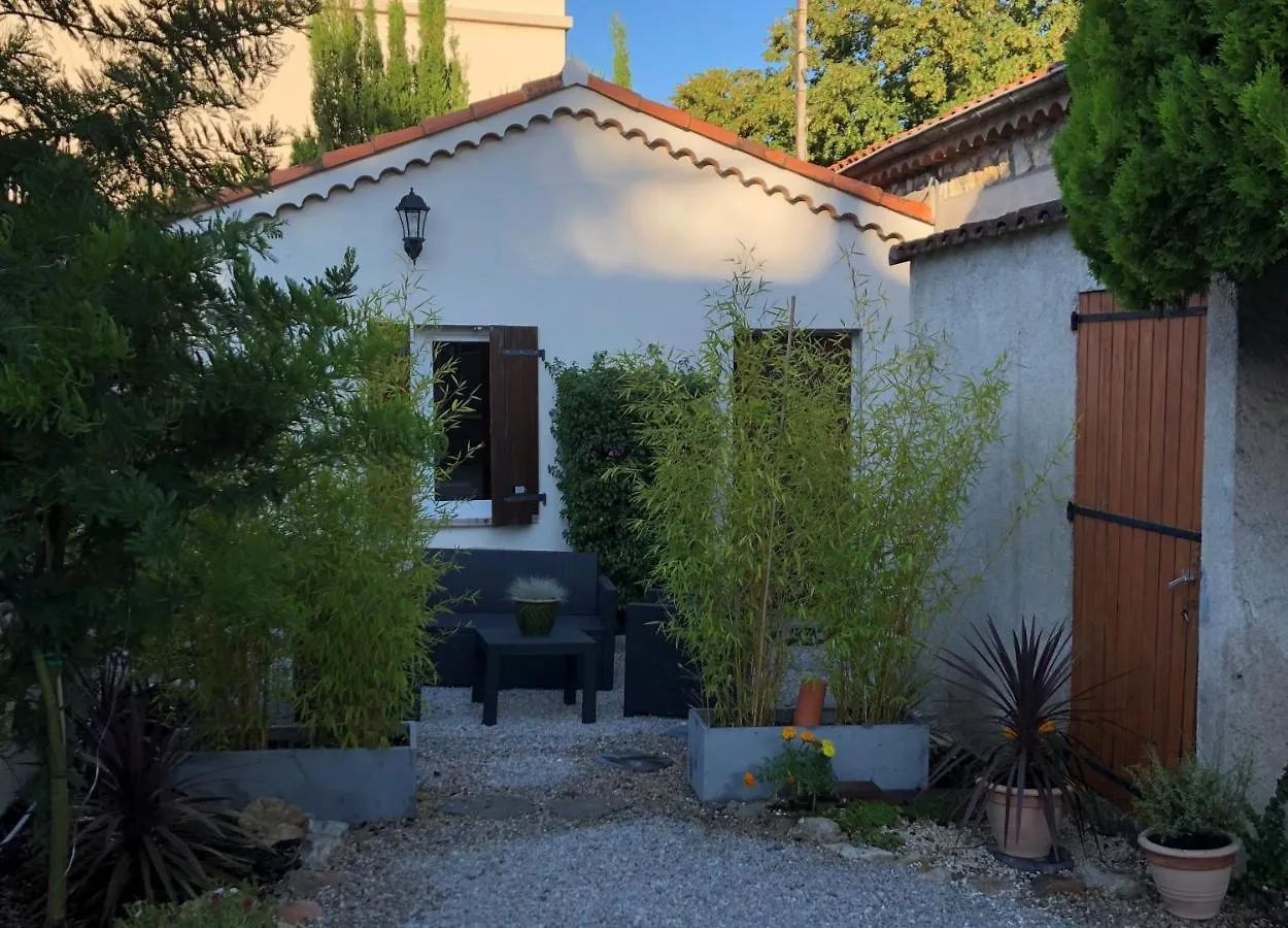 Studio Bijou Plage Antibes Juan-les-Pins 0*,  France