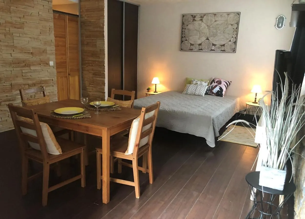Séjour chez l'habitant Appartement Studio Bijou Plage Antibes Juan-les-Pins